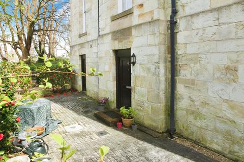 2 bedroom flat to rent, Corte Spry, Infirmary Hill, Truro, TR1