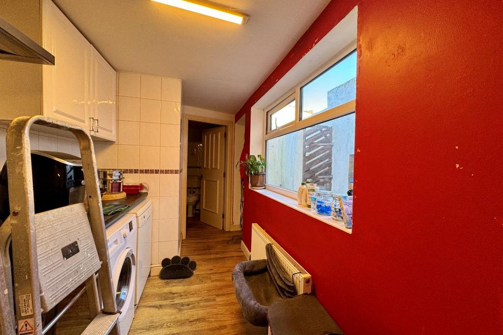 Flat 1