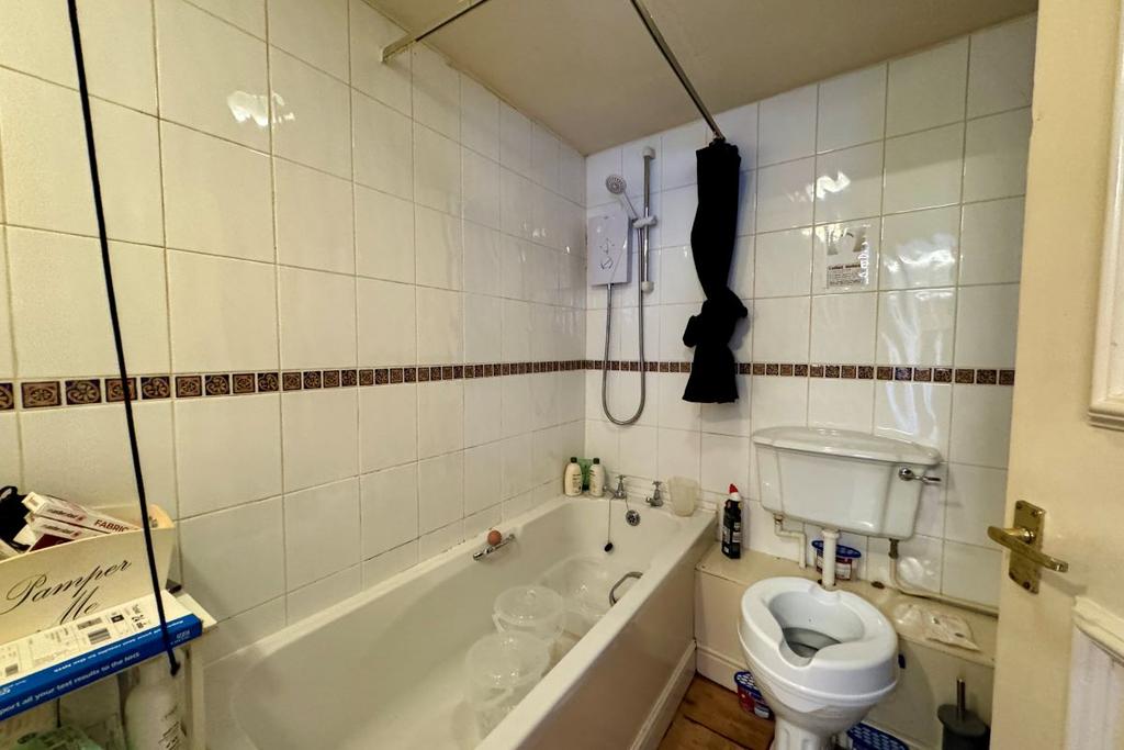 Flat 1
