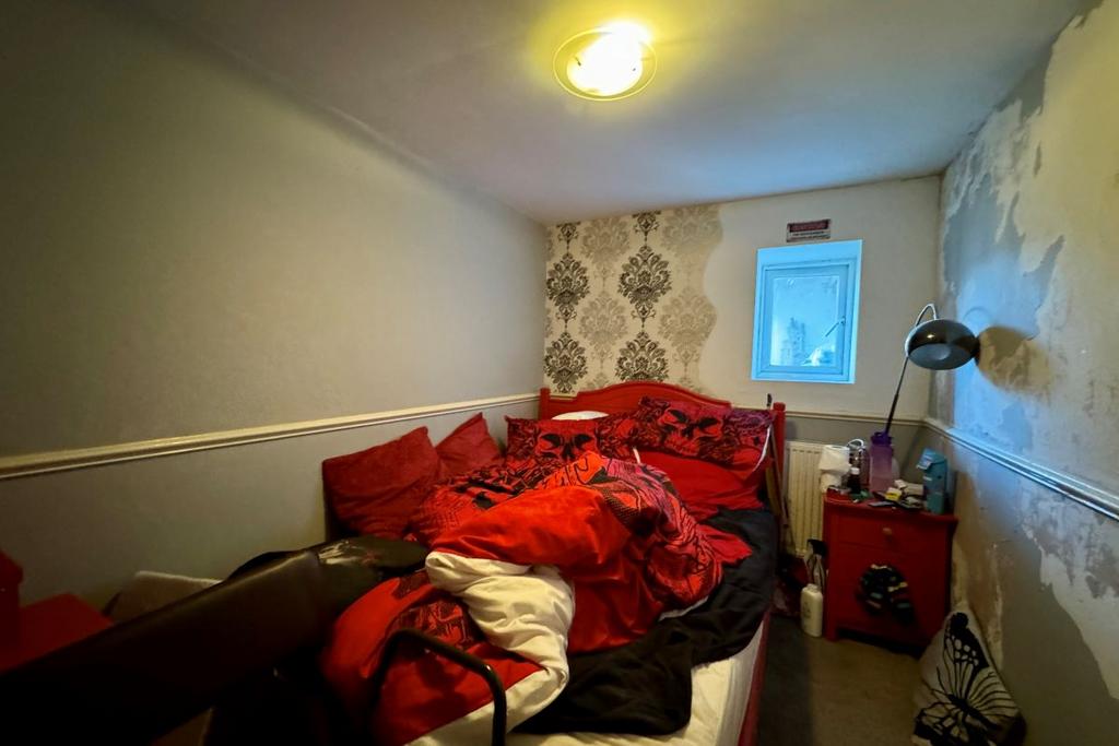 Flat 1
