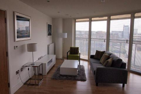 2 bedroom apartment to rent, Dowells Street London SE10