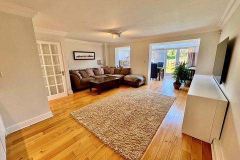 3 Anchor Close, Normandy, Guildford, GU3 2BT