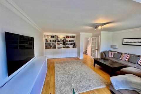 3 Anchor Close, Normandy, Guildford, GU3 2BT