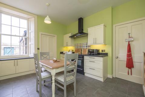 4 bedroom end of terrace house for sale, South View, Lammerlaws, Burntisland