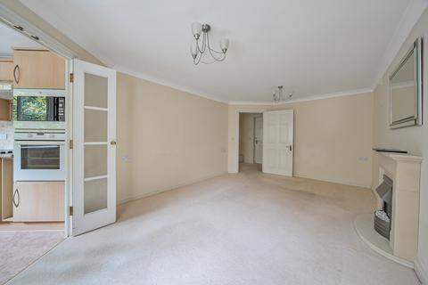 1 bedroom retirement property for sale, Pheasant Court, Holtsmere Close, Watford WD25 9AF