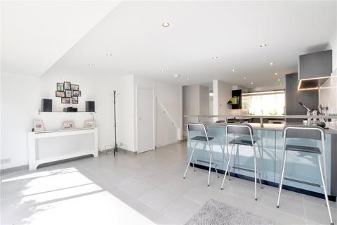 13 Tristan Square, London, SE3 9UB