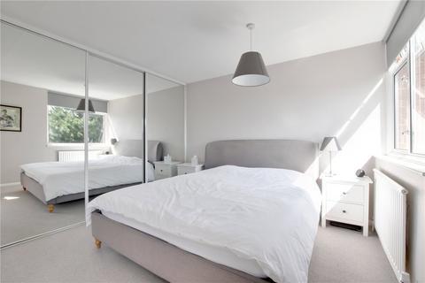 13 Tristan Square, London, SE3 9UB