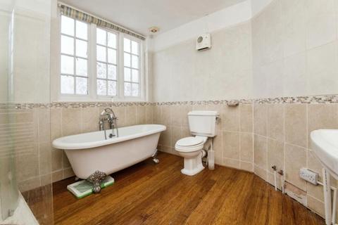 2 bedroom terraced house for sale, 6 Graystones, Honiton, EX14