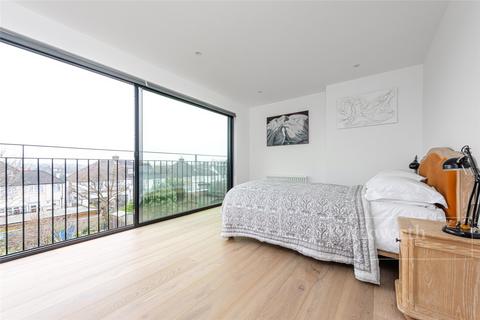 99 Hanover Road, London, NW10 3DL