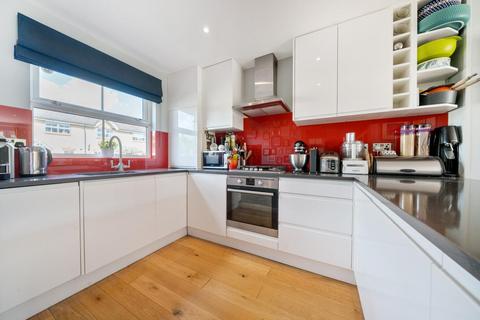 2 bedroom end of terrace house for sale, Shire Place, Earlsfield