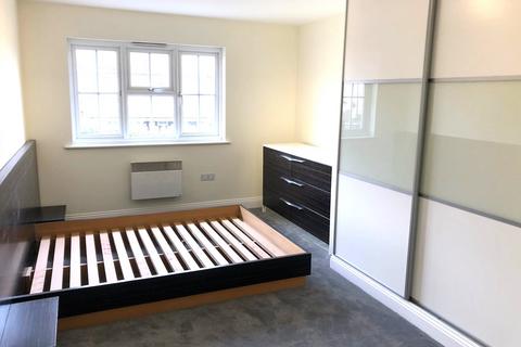 1 bedroom flat to rent, Crosslands Court, 5 Daws Heath Road, Rayleigh