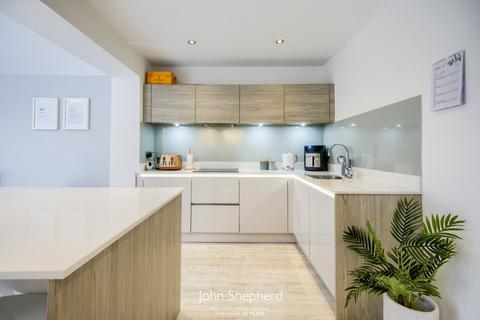 63 Naseby Road, Solihull, B91 2DR