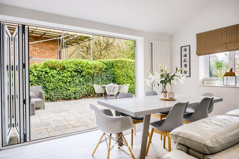 63 Naseby Road, Solihull, B91 2DR