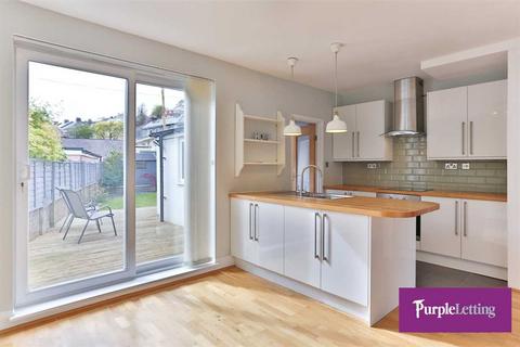 3 bedroom semi-detached house to rent, Byland Road, Plymouth