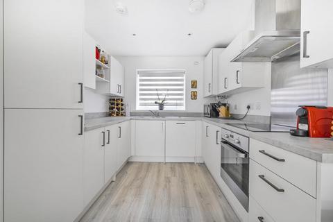 57 Nightingale Way, Reading, RG30 1FF