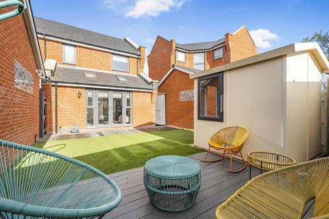 57 Nightingale Way, Reading, RG30 1FF