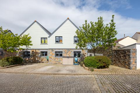 3 bedroom semi-detached house for sale, Collings Road, St. Peter Port, Guernsey