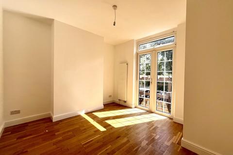 12 Thrigby Road, Chessington, KT9 2AQ