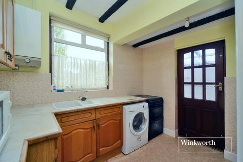 115 Oaks Avenue, Worcester Park, KT4 8XG