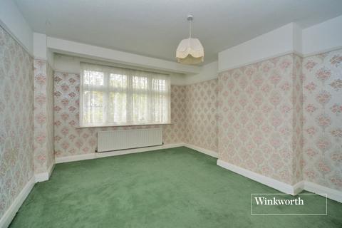 115 Oaks Avenue, Worcester Park, KT4 8XG