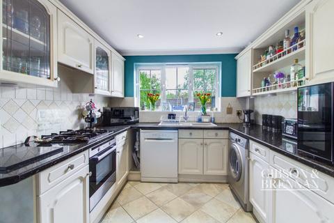 9 Coburg Lane, Langdon Hills, Basildon, SS16 6TH