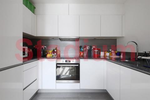 1 bedroom apartment for sale, Highbury Hill, London, N5 - EPC Rating B