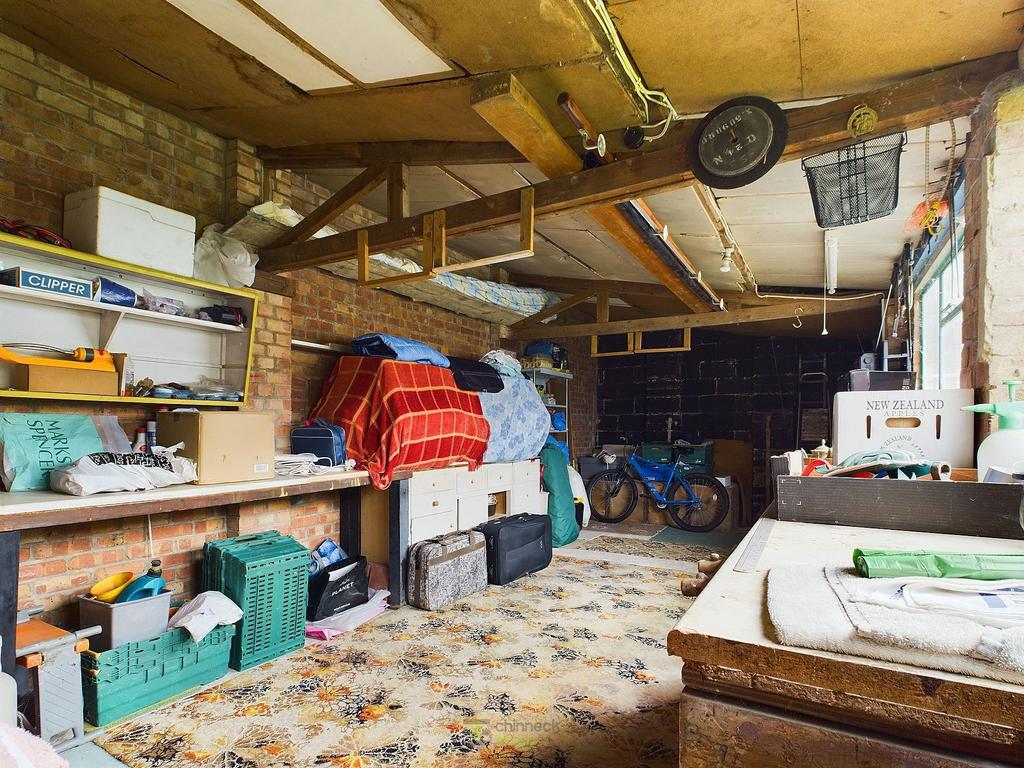 Rear Garage