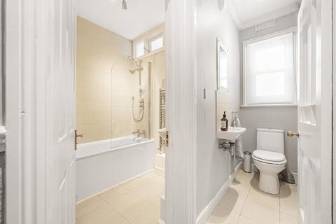 52 Yukon Road, London, SW12 9PX