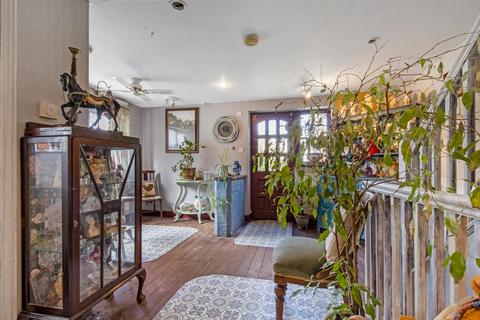 Albert Cottage Bath Road, Nailsworth, Stroud, GL6 0QL
