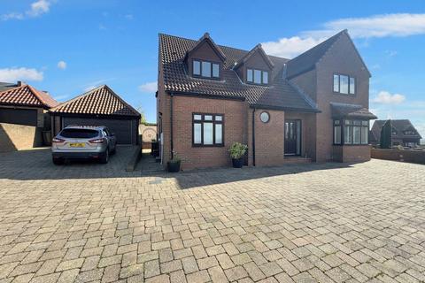 4 bedroom detached house for sale, Grange View, Newbottle, Houghton Le Spring, Tyne and Wear, DH4 4HU