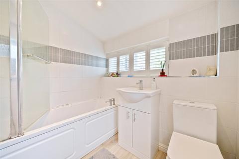 3 bedroom semi-detached house for sale, Yorktown Road, Berkshire GU47