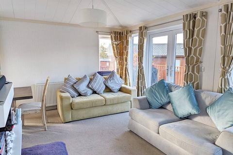 3 bedroom holiday lodge for sale, Fairways, Finlake Holiday Park, Chudleigh TQ13