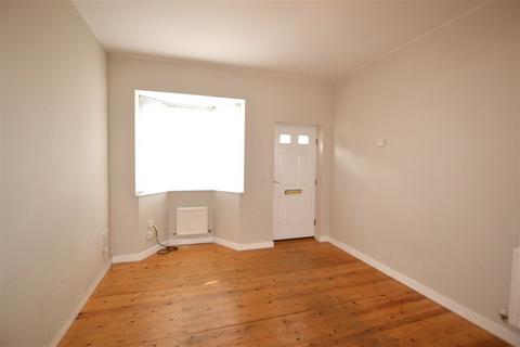 2 bedroom townhouse to rent, Morley Street, Kettering NN16