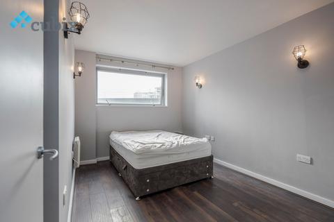 1 bedroom apartment to rent, Deals Gateway, London SE13