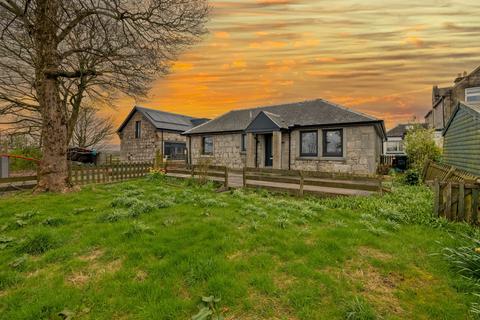 2 bedroom detached bungalow to rent, Holm Farm, Gartgill Road, North Lanarkshire