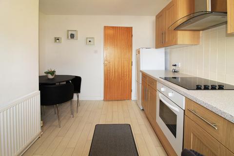 2 bedroom flat for sale, Albyn Court, Prestwick, KA9