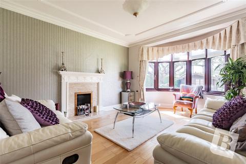 54 Ingrebourne Gardens, Upminster, RM14 1BN