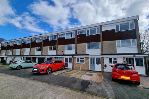 4 bedroom terraced house for sale, ASH CLOSE, GOSPORT