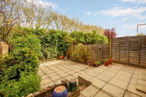 56 Bellevue Road, London, W13 8DE