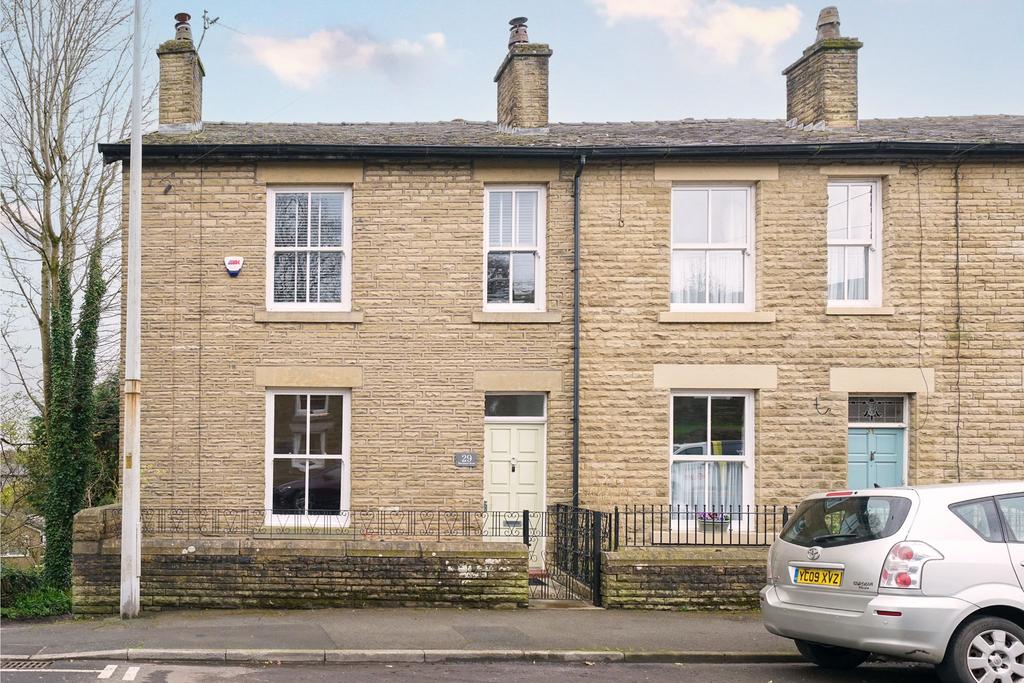 Blackburn Road, Edgworth, Bolton, BL7 3 bed end of terrace house for sale £300,000