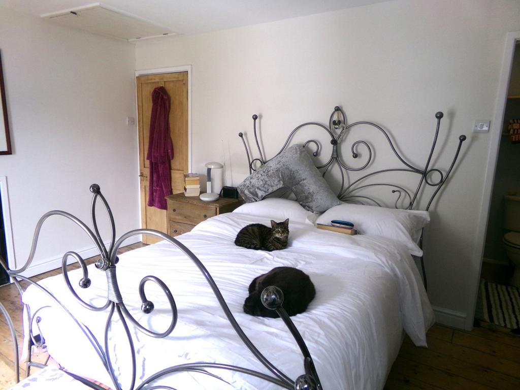 59 Gloucester Place, Mumbles, Swansea, SA3 4LQ 2 bed terraced house for