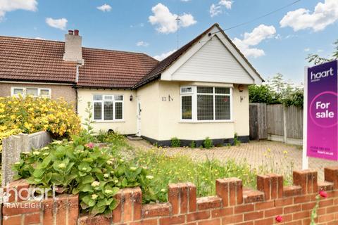 2 bedroom semi-detached bungalow for sale, Highfield Crescent, Rayleigh