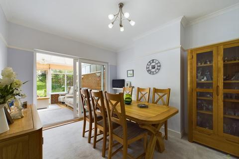 25 Iris Crescent, Bexleyheath, DA7 5QB