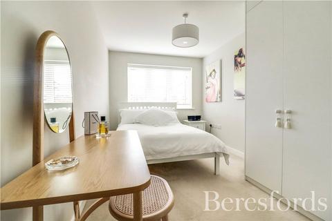 24 Crab Apple Drive, Black Notley, Braintree, CM77 8FW