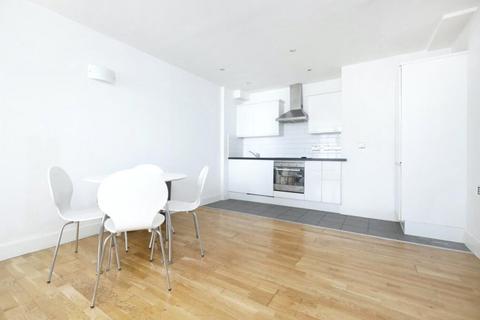 1 bedroom apartment to rent, Artichoke Hill, London, E1W