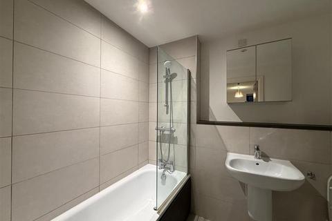 1 bedroom flat to rent, Downtown, 7 Woden Street, Salford, M5