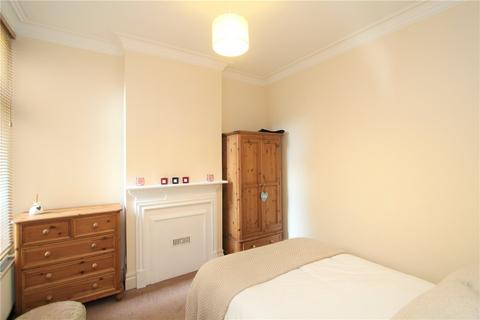 3 bedroom apartment to rent, Woodgrange Avenue, Ealing, London, W5