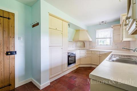 3 bedroom cottage to rent, Stableyard, Didlington, IP26
