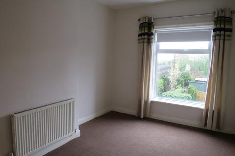 2 bedroom terraced house to rent, Common Lane, East Ardsley, WF3