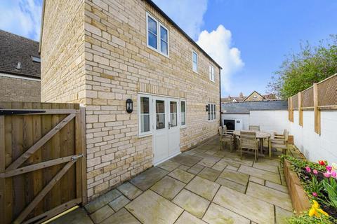 3 bedroom detached house for sale, Chipping Norton,  Oxfordshire,  OX7